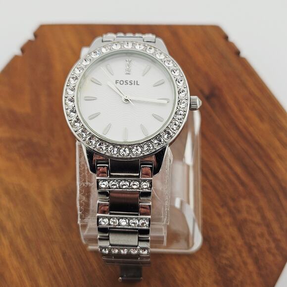 Fossil Women's Silver Tone Rhinestone Link Bracelet Watch ES-2362 HAS DAMAGE - Picture 1 of 8